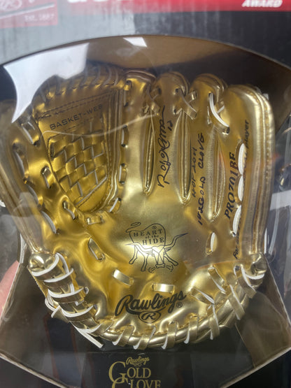 Guante de Oro - Autografiado por Roberto Alomar